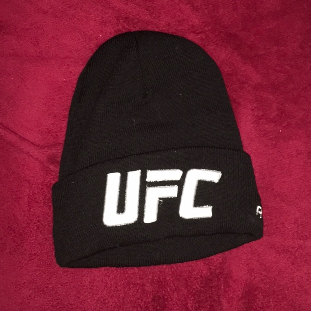 Reebok UFC beanie